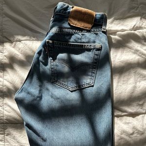 LEVI’S JEANS VINTAGE size 26 (small)